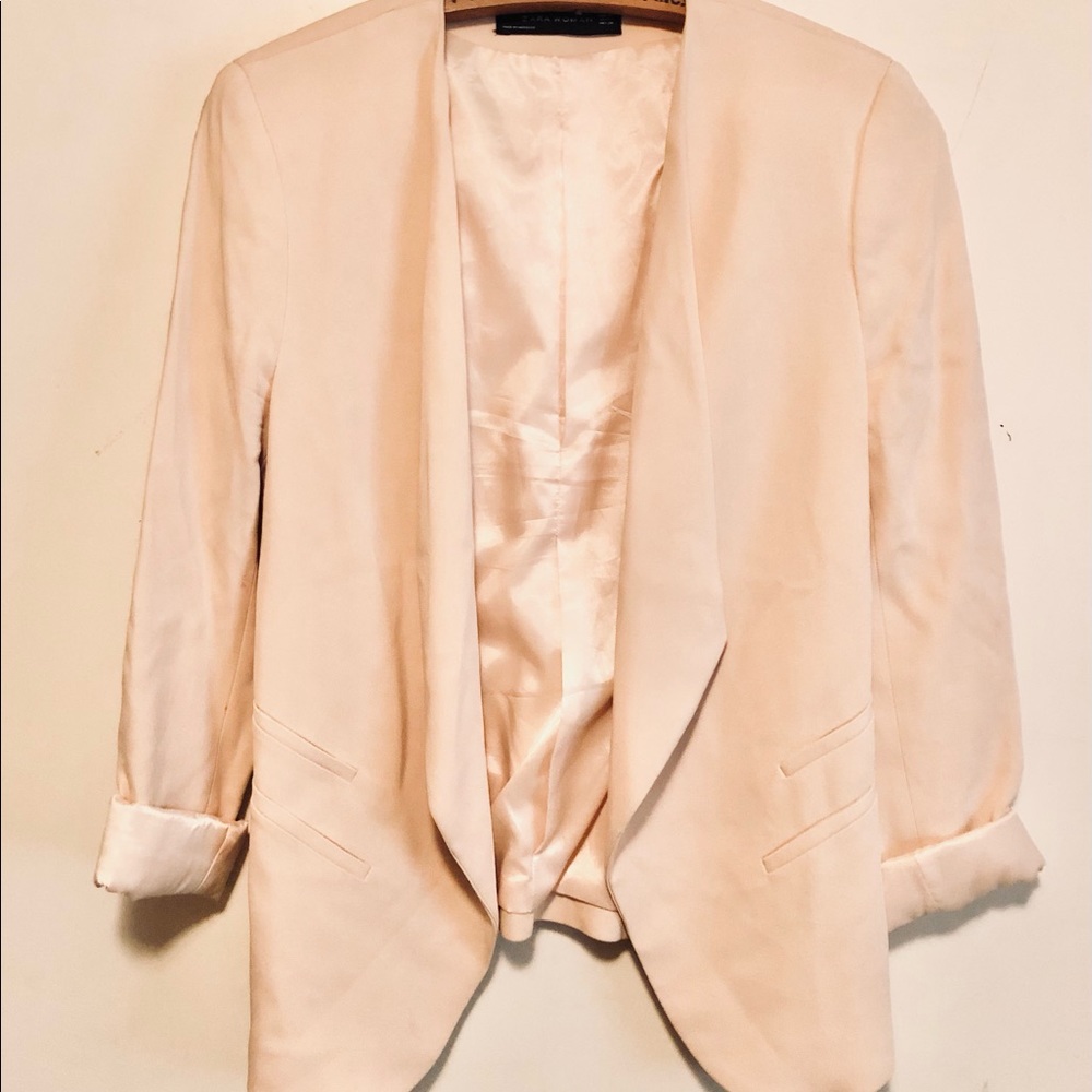 Zara Women Blazer Jacket fully Lined Cream Trendy Design Size Medium